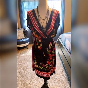 One clothing plunge neckline dress